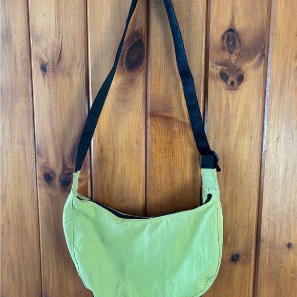 Handbags - Medium Nylon Crescent Baggu - Lemongrass